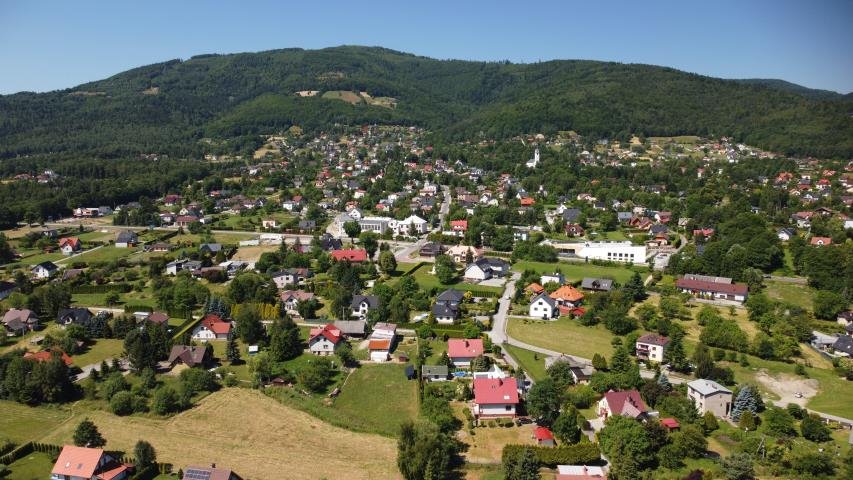 Przestronny dom 351 m2 z garażem, kominkiem i ogrodem Meszna  351m2 Foto 1
