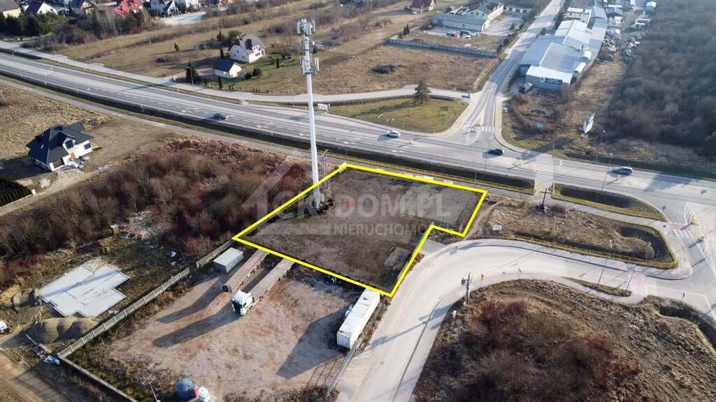 Działka na wynajem w Chęcinach, 2800 m², ogrodzona i oświetlona Chęciny  2 800m2 Foto 1