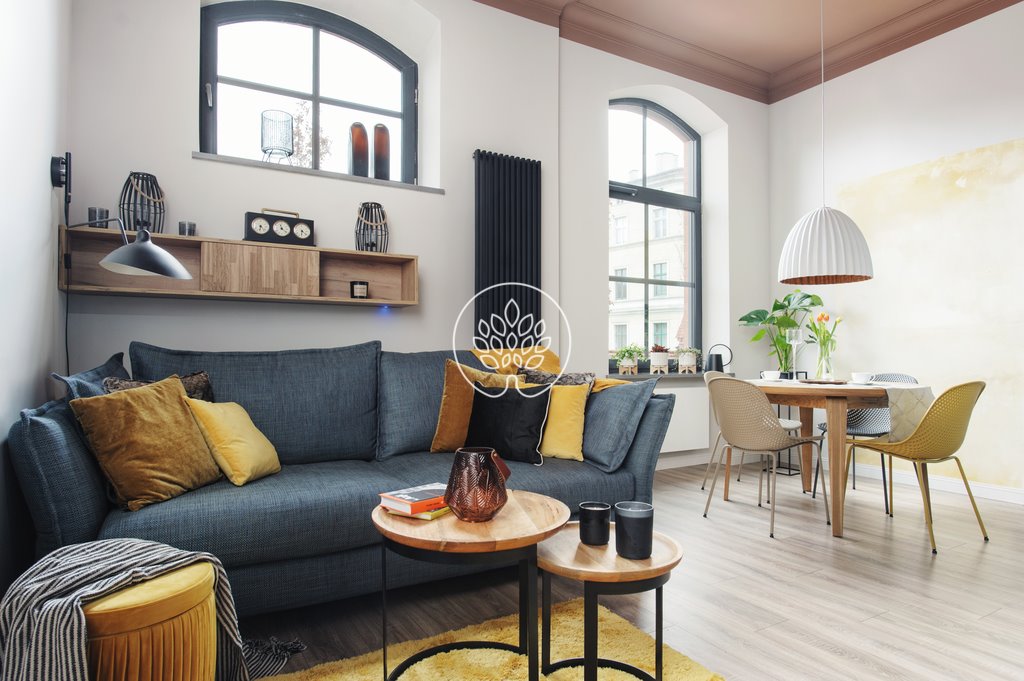 Ekskluzywny apartament 45 m2 w centrum Torunia z wysokim sufitem Toruń, św. Jakuba  45m2 Foto 1