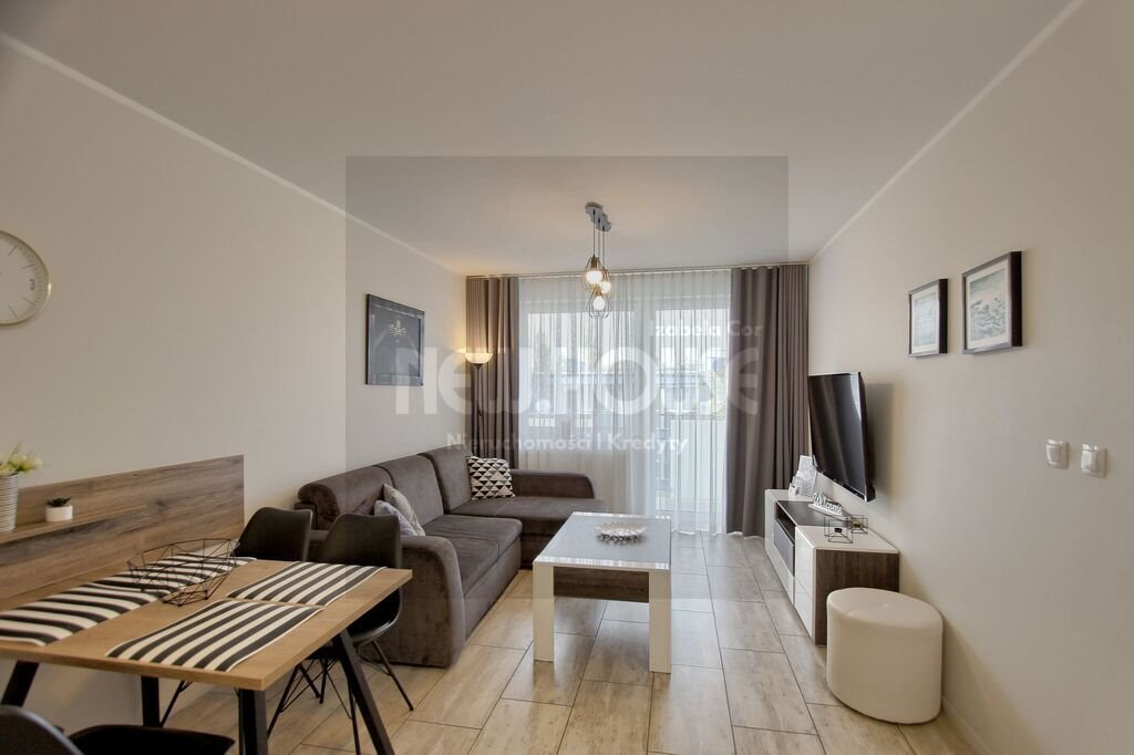 Mieszkanie dwupokojowe na sprzedaż Kołobrzeg, Jana Kasprowicza  38m2 Foto 1