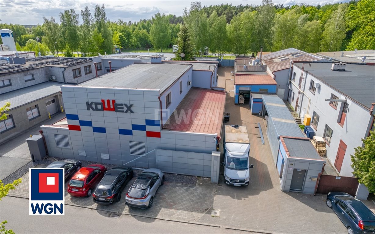 Obiekt przemysłowy z funkcją mieszkalną 869 m2 w Budzyniu Budzyń, Budzyń, Cechowa  869m2 Foto 1