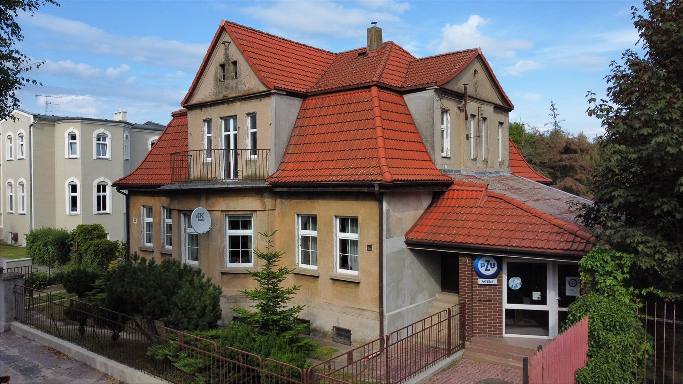 Zapraszam do obejrzenia willi miejskiej z dwoma mieszkaniami i lokalem użytkowym Gniezno, ul. Wrzesińska  224m2 Foto 1