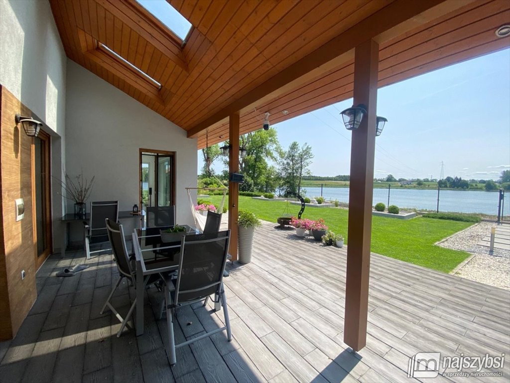 Dom na sprzedaż Nowogard  150m2 Foto 1