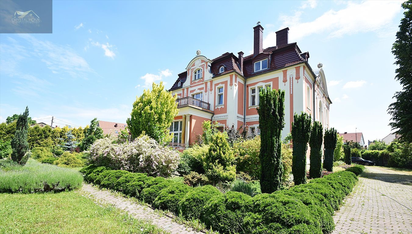 Piękny pałac z 1910 r. na dużej działce 5000 m2 Bielawa  1 250m2 Foto 1