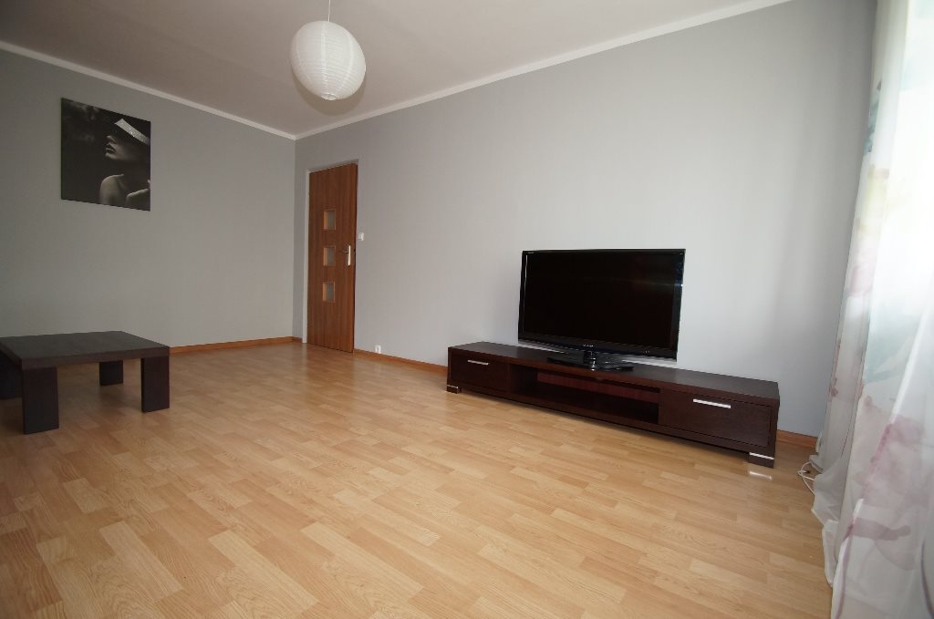 Kawalerka na wynajem Jelenia Góra, Zabobrze 42m2 Foto 1 Kawalerka na wynajem Jelenia Góra, Zabobrze 42m2 Foto 1