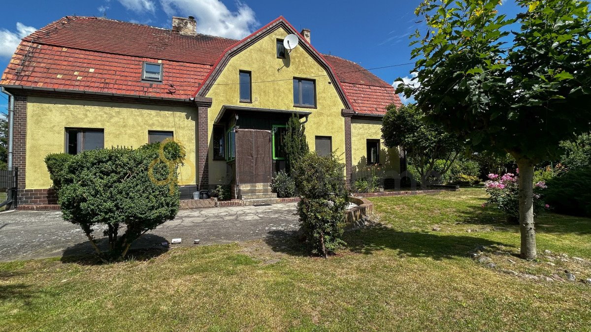 Polecam przestronny dom 153m² z ogrodem i kominkiem w Witkowie Witków  153m2 Foto 1