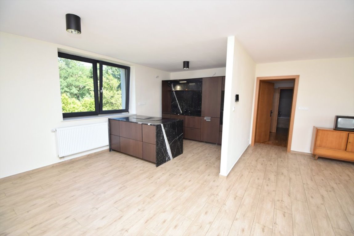 Przestronne biuro 115 m2 z tarasem przy Parku Kościuszki Katowice, Brynów, Piękna  115m2 Foto 1