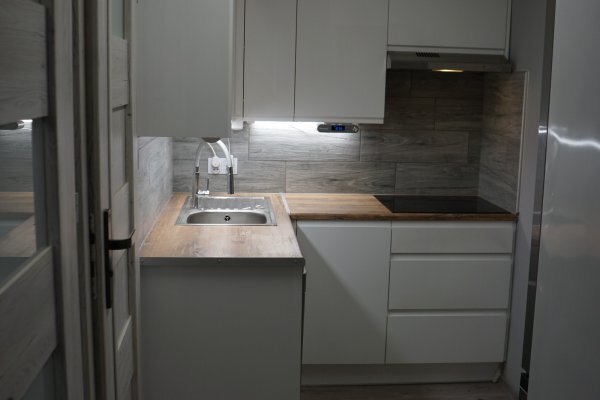 Nowa Ruda: Komfortowe 2-pokojowe po remoncie z ogrodem Nowa Ruda  42m2 Foto 1