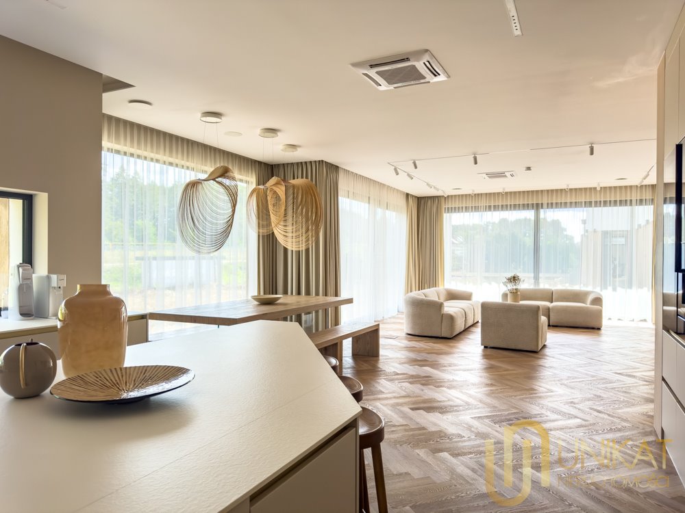 Ekskluzywna rezydencja 320 m² z patio i garażem polecam Nowodworce, Ceglana  320m2 Foto 1