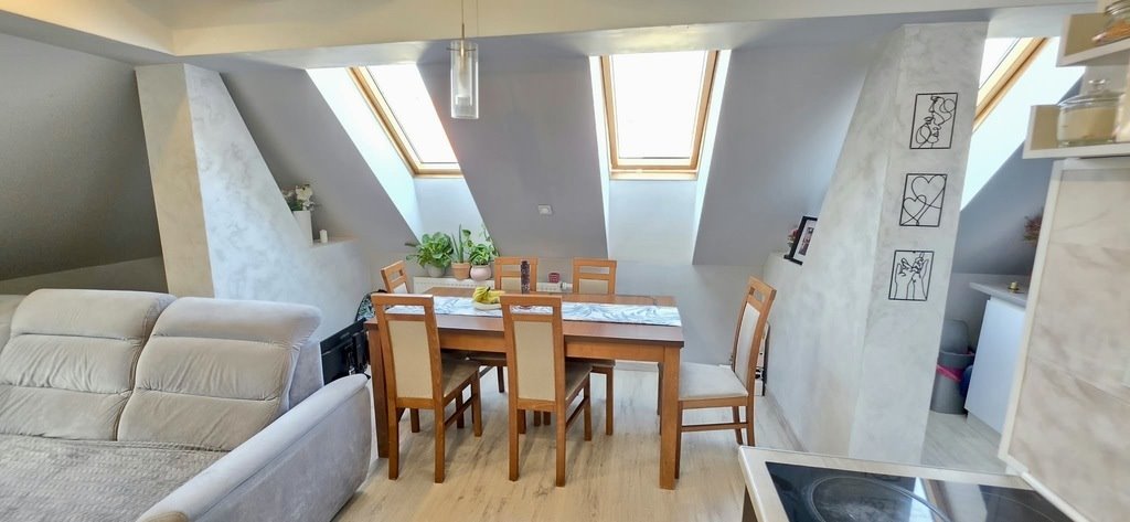 Sprzedam dwupoziomowe mieszkanie 55 m² z przestrzenią 70 m² w Szczecinie Szczecin, Niebuszewo, Juliana Ursyna Niemcewicza  55m2 Foto 1