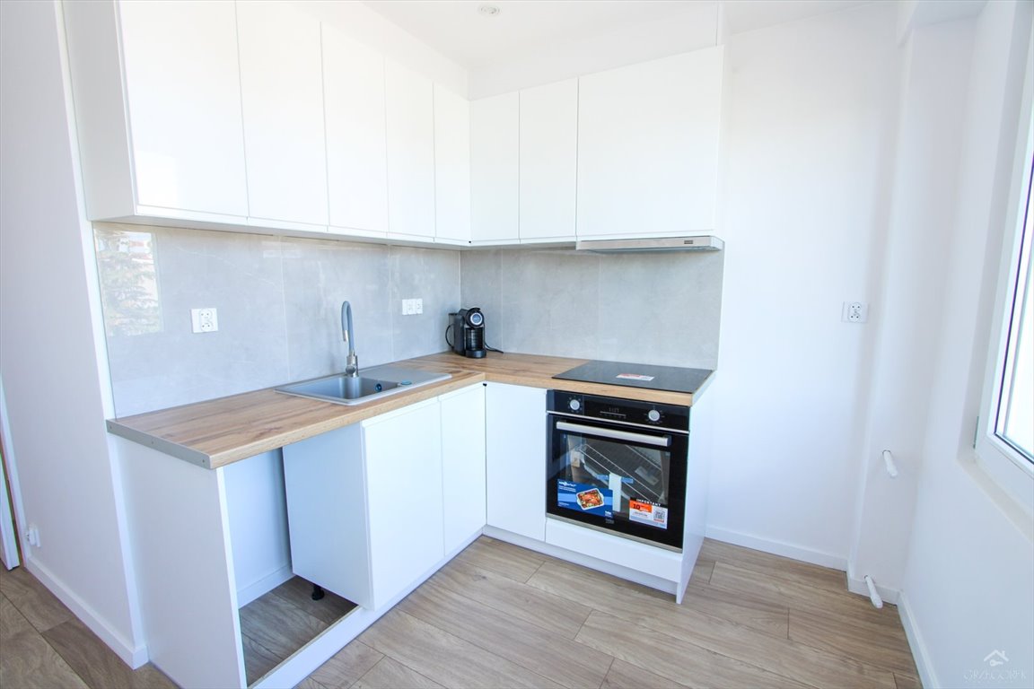 Mieszkanie trzypokojowe na sprzedaż Czarna Białostocka, Sienkiewicza  48m2 Foto 1