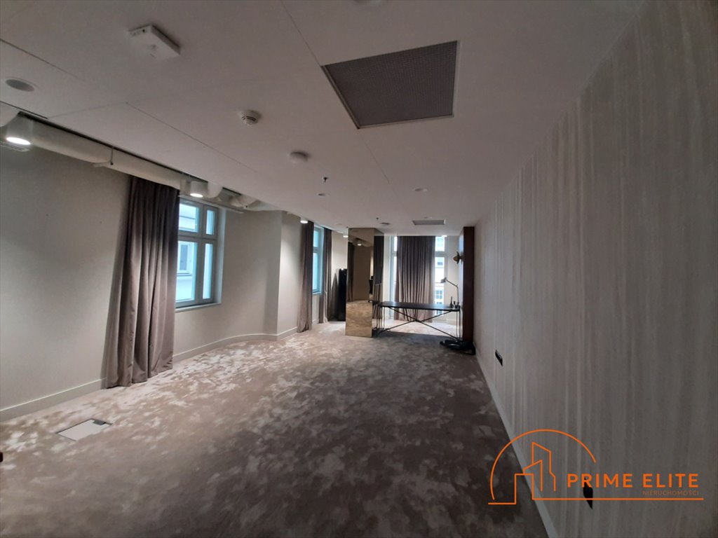 Lokal użytkowy na wynajem Warszawa, Śródmieście, Ludwika Waryńskiego  70m2 Foto 1