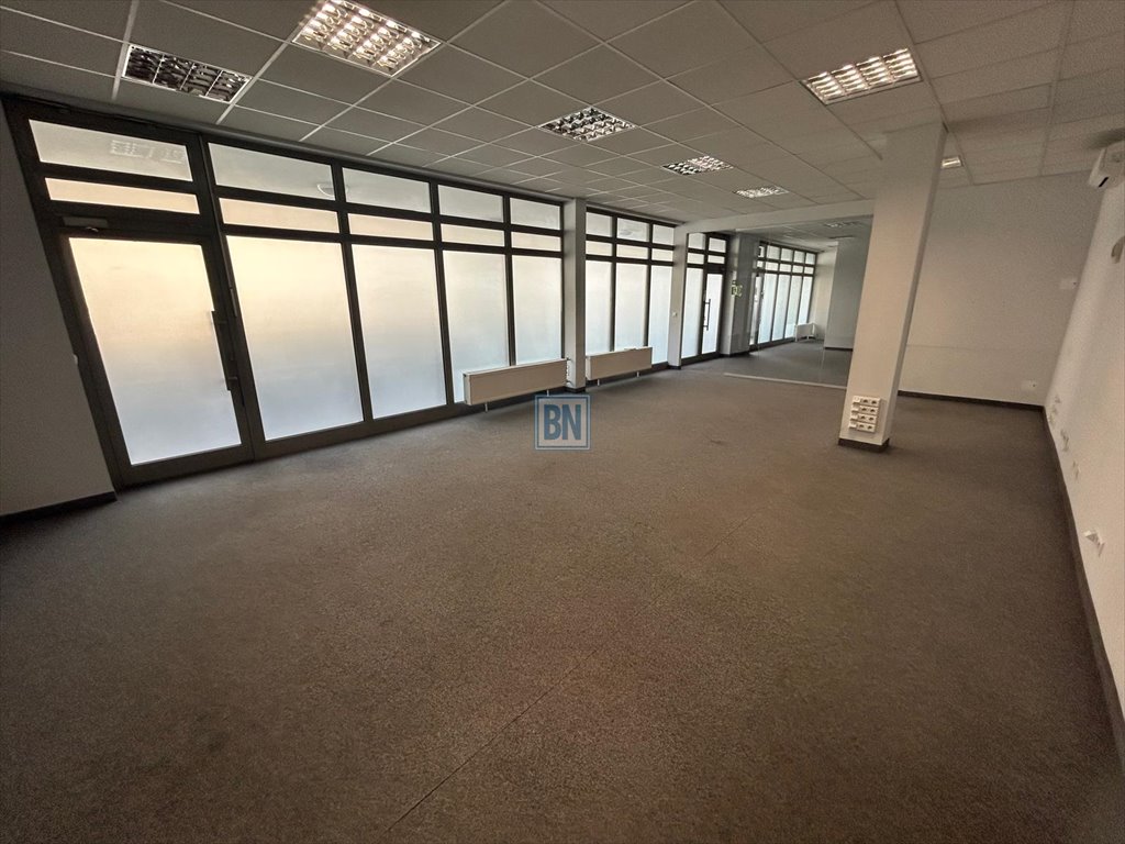 Lokal biurowo-usługowy 101,6 m2 z klimatyzacją i parkingiem Gliwice  102m2 Foto 1