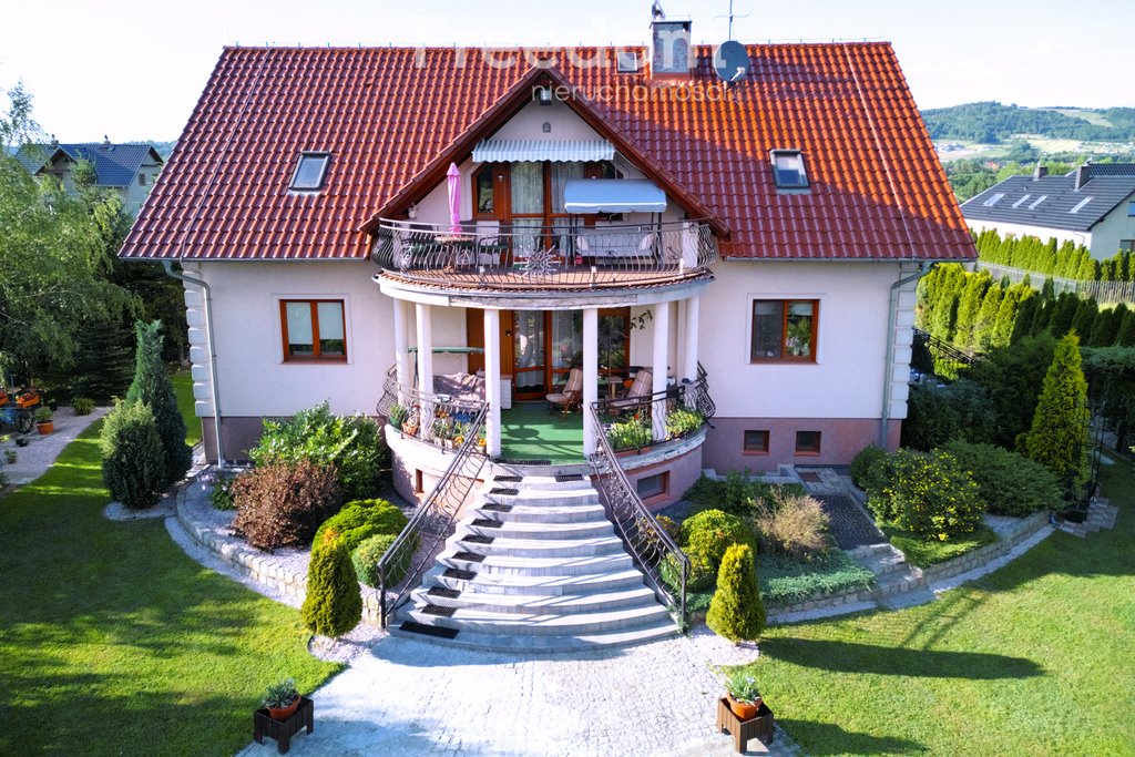 Mieszkanie czteropokojowe  na sprzedaż Jeżów Sudecki, Długa  106m2 Foto 1