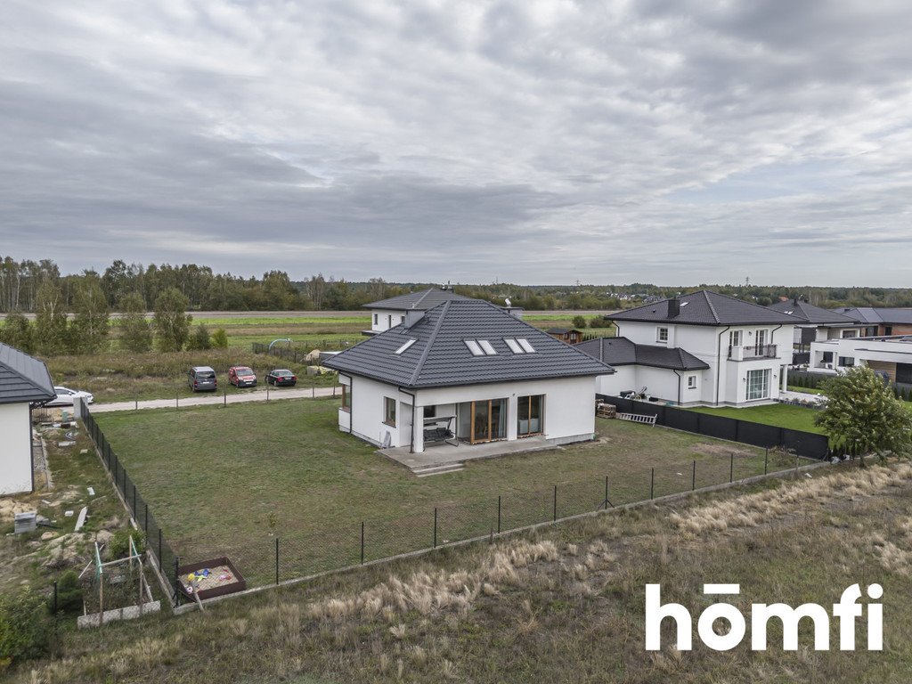 Dom na sprzedaż Walendów, Gwiaździsta  200m2 Foto 16