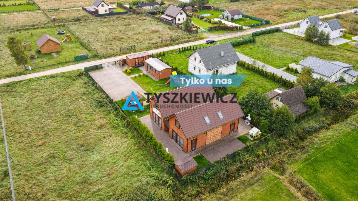 Dom na sprzedaż Karwieńskie Błoto Pierwsze, Sławoszynko, Gwiaździsta  250m2 Foto 1