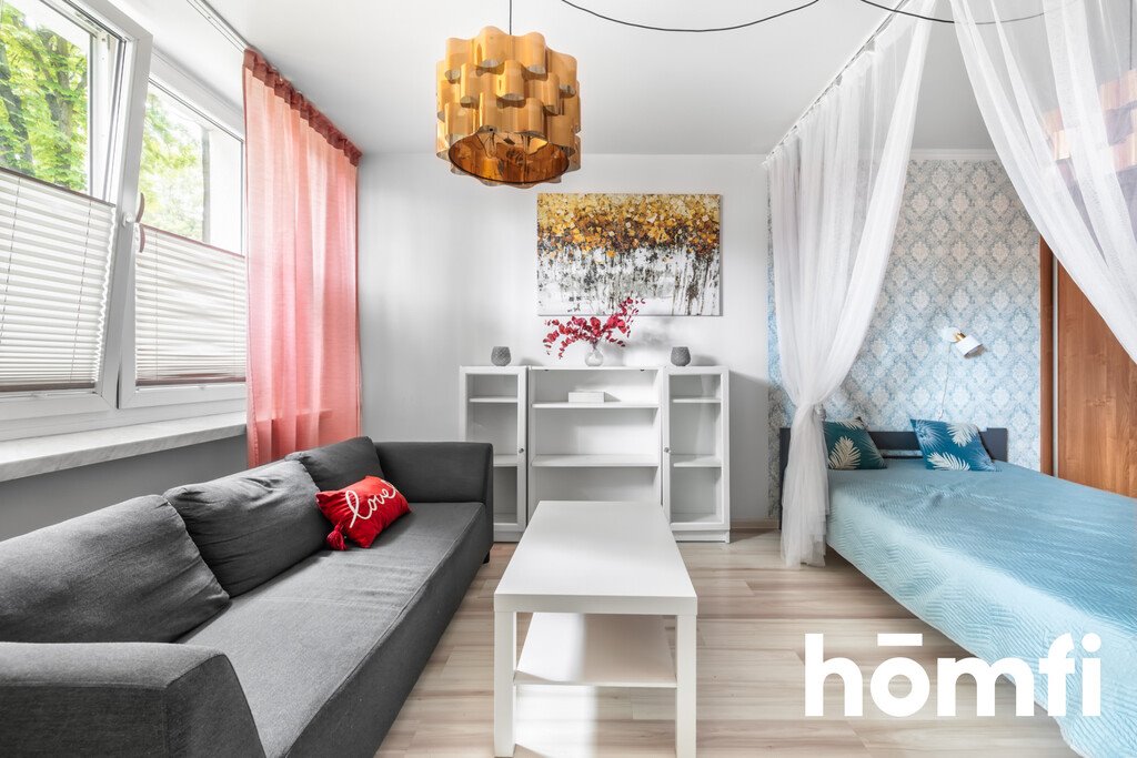 Na sprzedaż komfortowa kawalerka 28,55 m² z wydzieloną sypialnią Świdnik, Racławicka  29m2 Foto 1