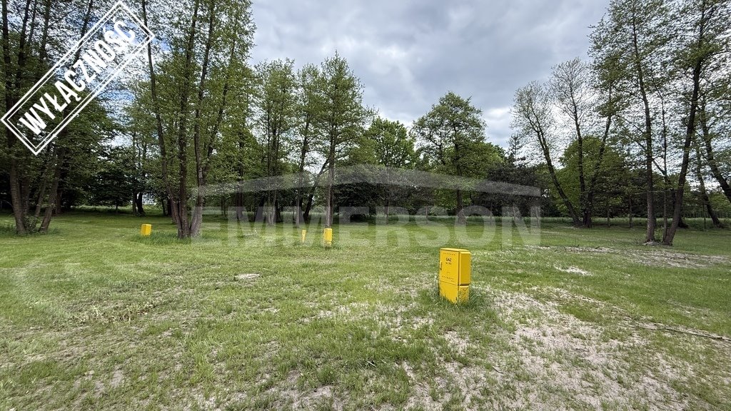Na sprzedaż działki 5416 m² z pozwoleniem na budowę w Staniątkach Staniątki  5 416m2 Foto 1