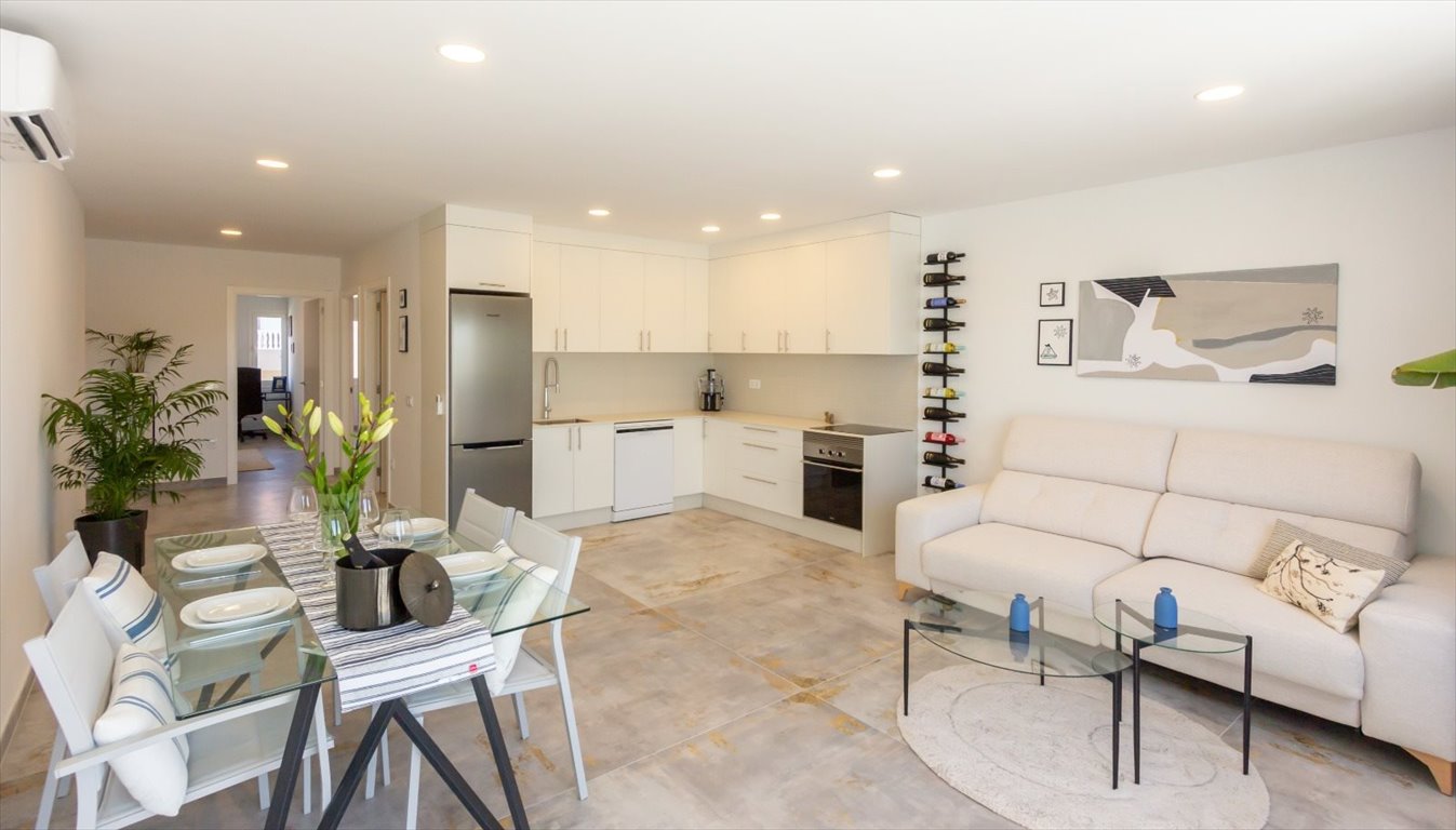 Mieszkanie trzypokojowe na sprzedaż Hiszpania, Santa Cruz de Tenerife, Arona, Carr. Gral. TF-66, 38627 Arona  70m2 Foto 1