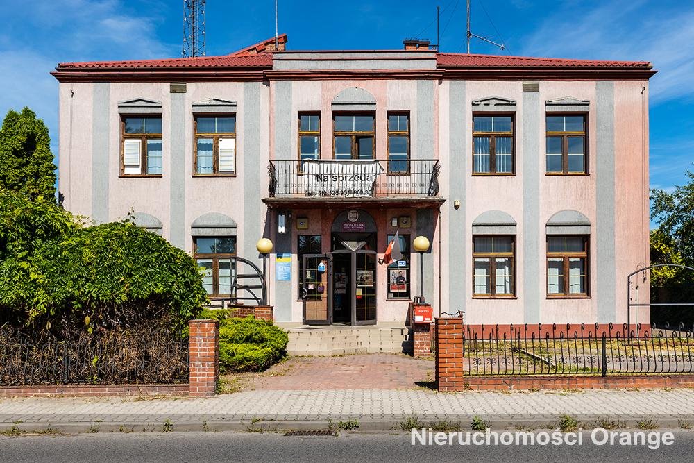 Zapraszam do obejrzenia przestronnego budynku biurowo-technicznego z garażami: Koniecpol Koniecpol: ul. Kościuszki