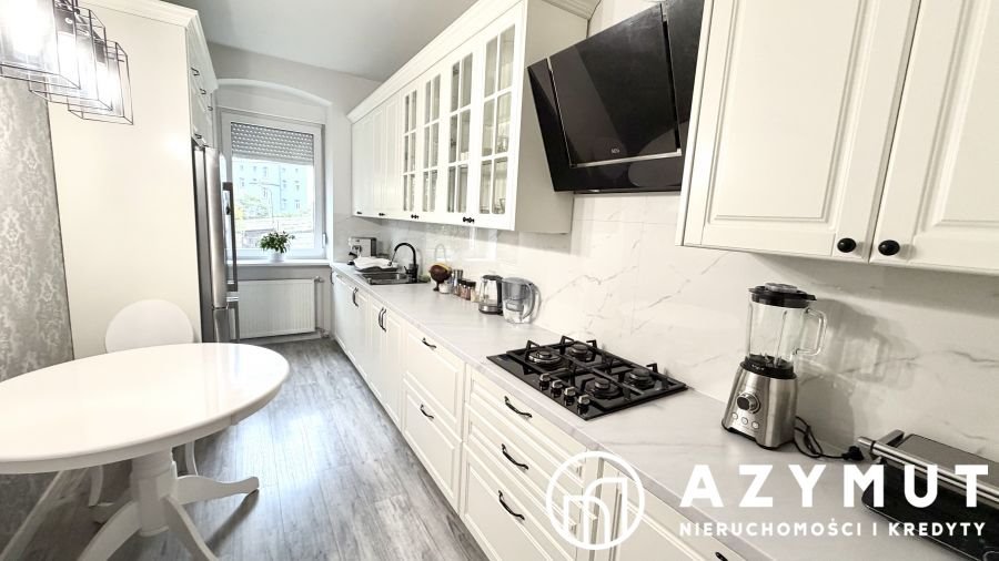 Mieszkanie trzypokojowe na sprzedaż Legnica, Tarninów  87m2 Foto 1