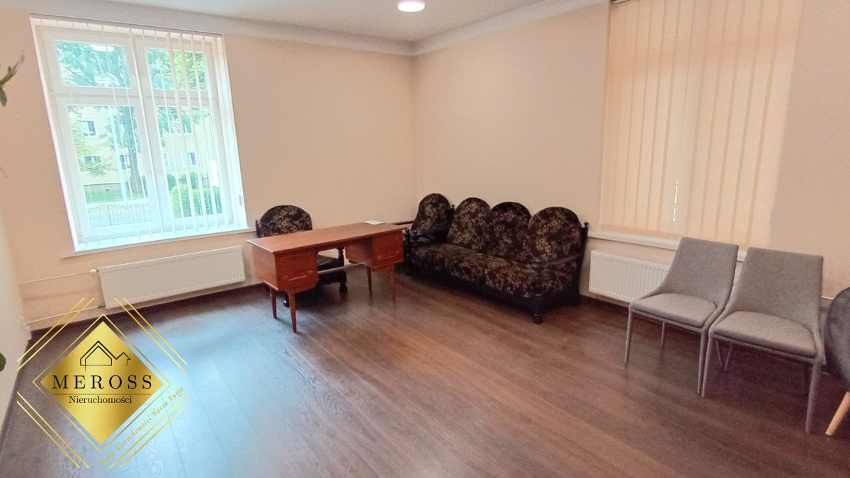 Polecam nowoczesny lokal 25 m2 z klimatyzacją i monitoringiem Częstochowa, Trzech Wieszczów  25m2 Foto 1