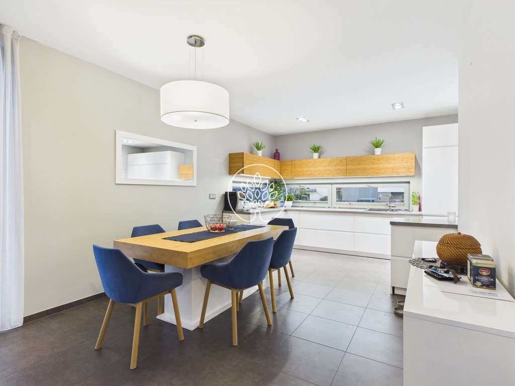 Sprzedam luksusowy dom z panoramicznym widokiem w Miedzyniu Bydgoszcz, Miedzyń  220m2 Foto 1