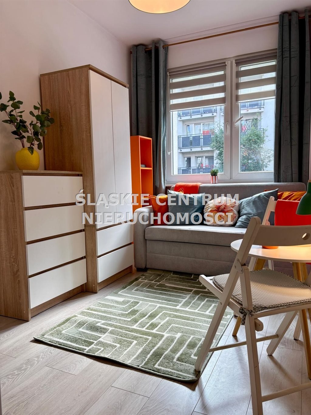 Kawalerka 13 m² w Sosnowcu (blisko infrastruktury): Sosnowiec Kazimierz: Broniewskiego