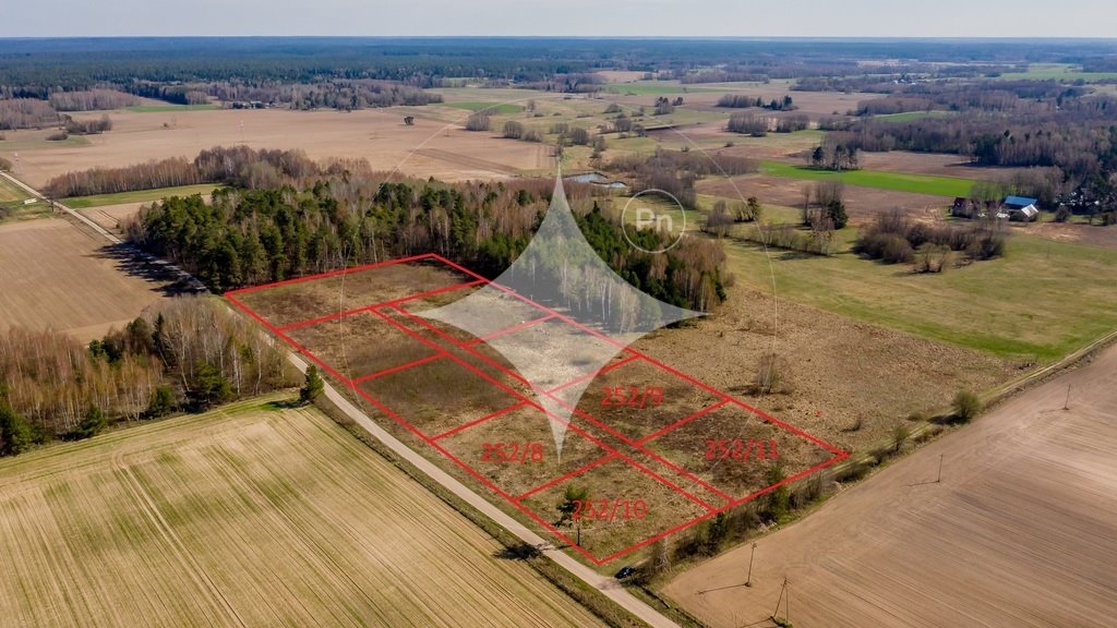 Działki budowlane 3000 m² z warunkami zabudowy w Folwarkach Tylwickich Folwarki Tylwickie  3 000m2 Foto 1