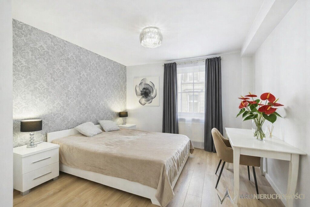 Przestronne 3 pokoje przy Rynku, odnowione, jasne Wrocław, Stare Miasto, Kuźnicza  80m2 Foto 1