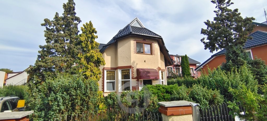 Budynek 388 m2 z częścią usługową i mieszkaniową w centrum Dziwnowa Dziwnów  389m2 Foto 1