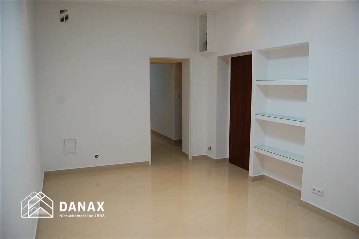 Wynajem 35 m2, odnowiony lokal na parterze, Podgórze Kraków, Podgórze, Stare Podgórze, Hodura  35m2 Foto 1