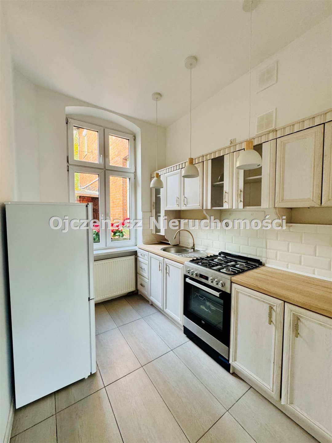 Urokliwe 2-pokojowe mieszkanie w odrestaurowanej kamienicy blisko Starego Rynku Bydgoszcz, Szwederowo  45m2 Foto 1