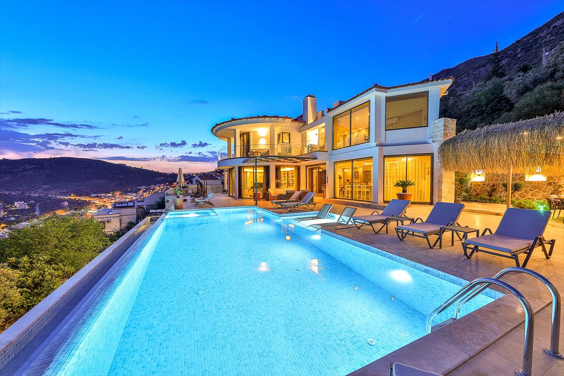 Dom na sprzedaż Turcja, Kalkan, Kalkan, Kaş, Antalya  290m2 Foto 1