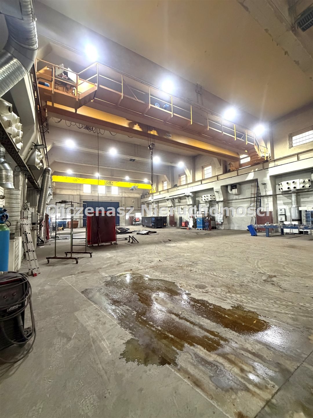 Hala produkcyjno-magazynowa 1652 m² z suwnicami Bydgoszcz, Kapuściska  1 652m2 Foto 1