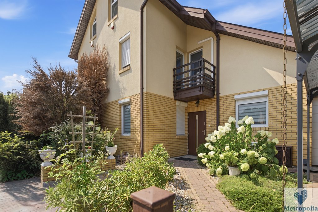 Polecam komfortowy dom 187 m² z ogrodem zimowym w Warszawie Warszawa, Białołęka, Dąbrówka Szlachecka  214m2 Foto 1