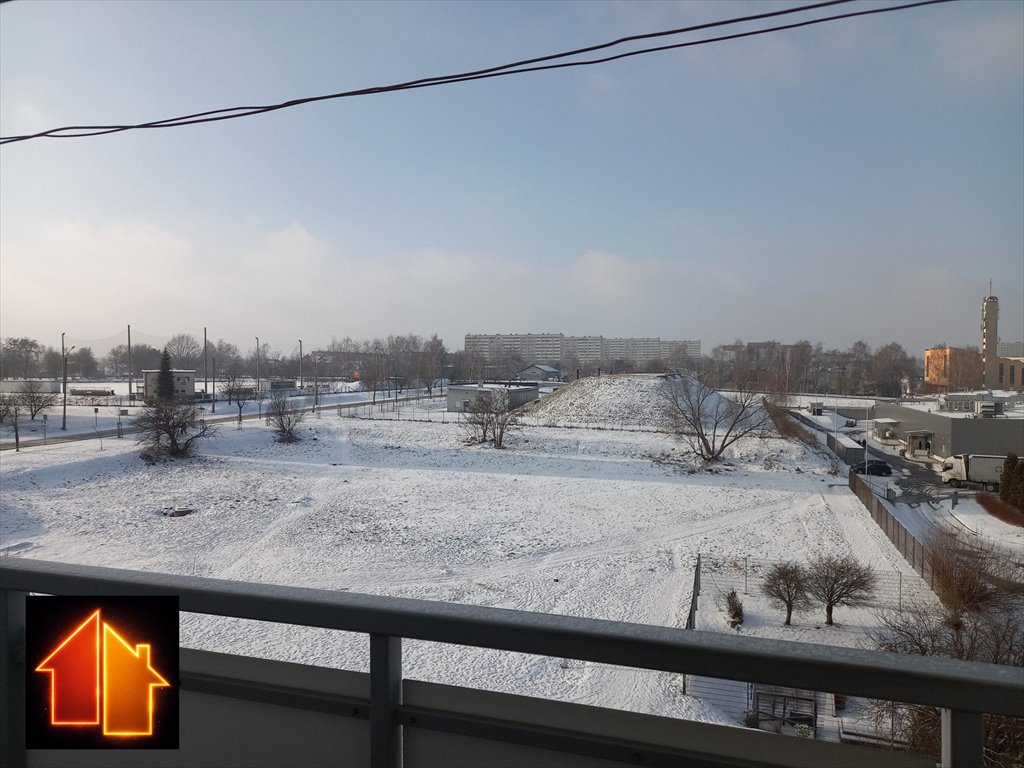 Żory, 54 m² do remontu z balkonem i widokiem Żory, Osiedle Władysława Sikorskiego  54m2 Foto 1