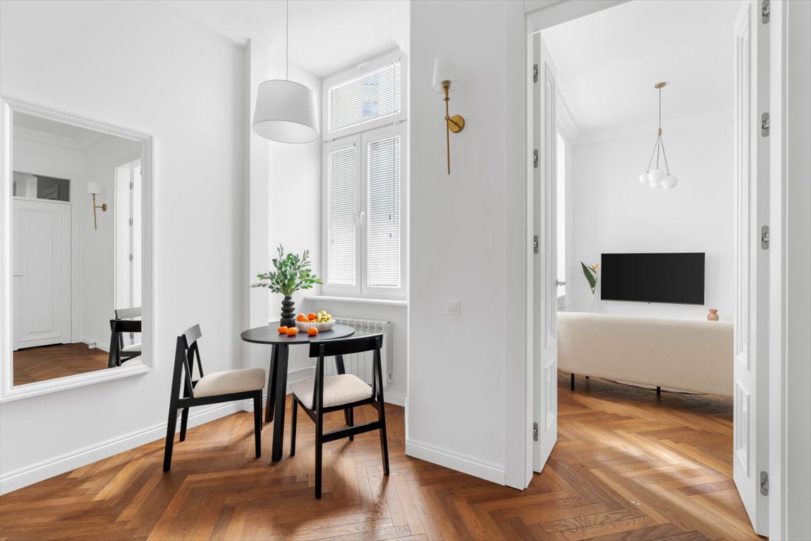 Mieszkanie 38 m² w Warszawie (kamienica z 1914 r.) z wysokimi 3,5 m, premium wykończenie: Warszawa Wola Mirów: Ogrodowa