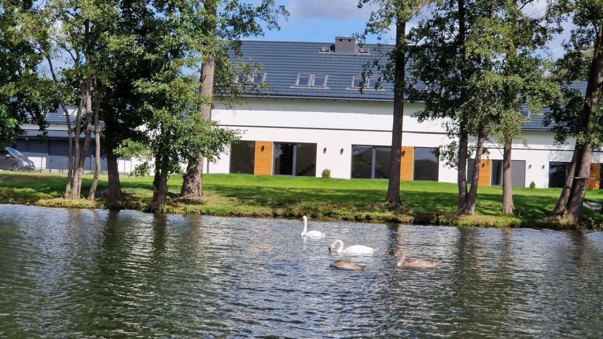 Dom nad jeziorem Sławskim z prywatną plażą polecam Sława  115m2 Foto 1