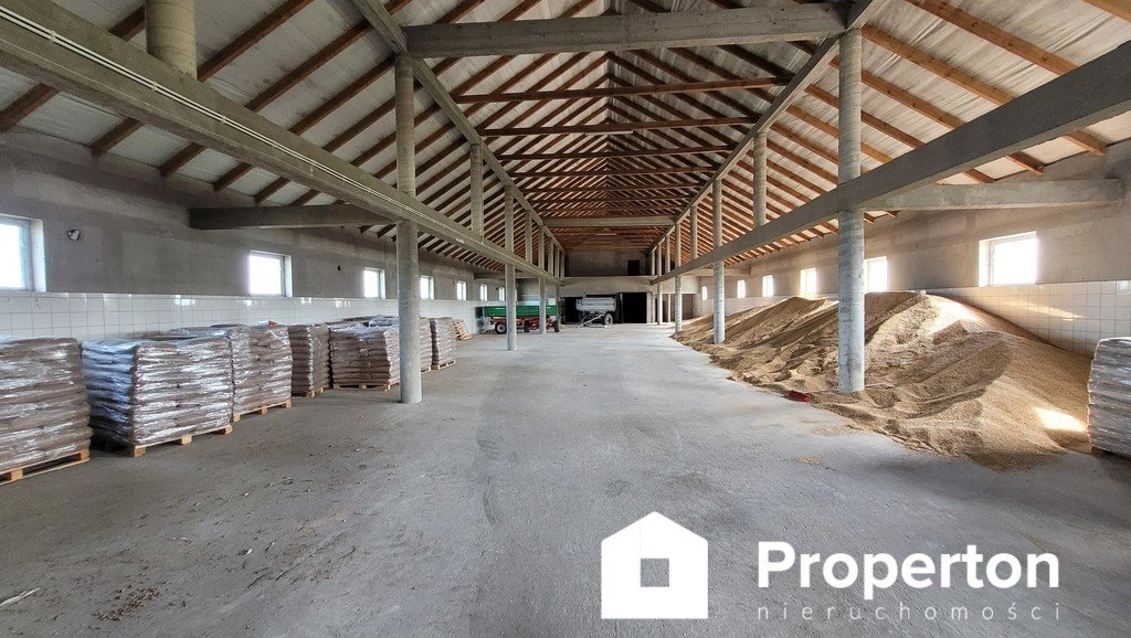 Hala 2057 m² z biurami i wjazdem rolniczym w Kuczynie Kuczyn  2 057m2 Foto 1