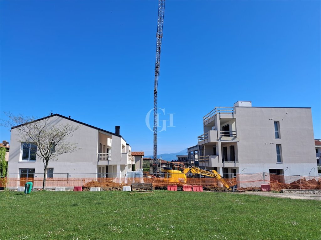 Luksusowe 3-pokojowe mieszkanie z ogrodem i widokiem na jezioro Włochy, Peschiera del Garda  66m2 Foto 1