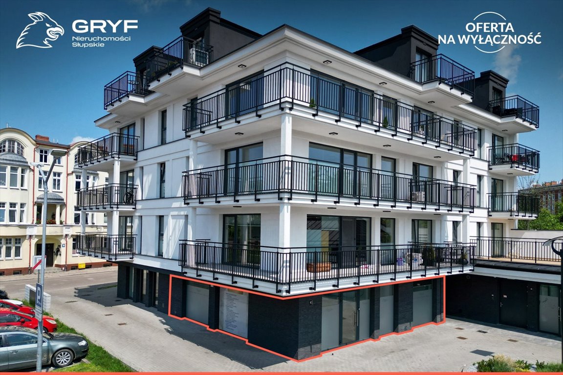 Nowoczesny lokal usługowy 89 m² z dużymi witrynami w centrum Słupska Słupsk, Dąbrówki  89m2 Foto 1