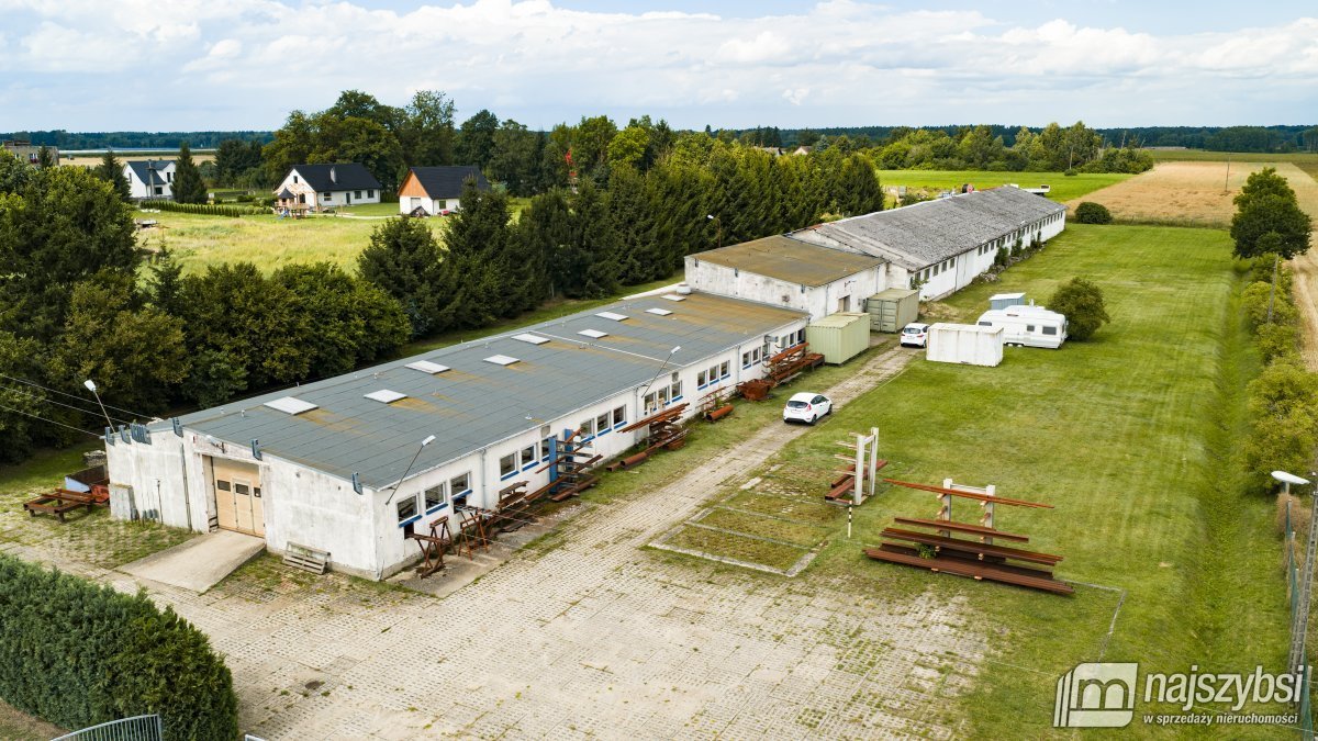 Nieruchomość komercyjna 2296 m² z halą i budynkami zapraszam: Węgorza
