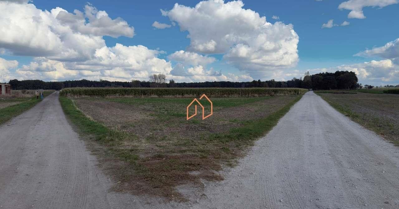 Działka 1883 m² z warunkami zabudowy w malowniczej okolicy Dębiczek  1 883m2 Foto 1