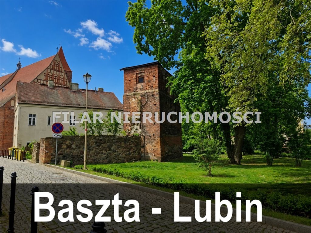 Zabytek z duszą: 60 m² w historycznej Baszcie Bluszczowej Lubin, Centrum  60m2 Foto 1