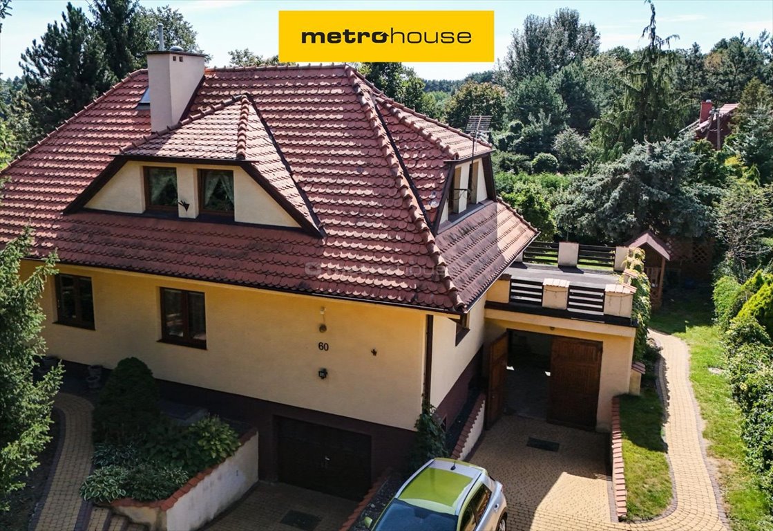 Przestronny dom z basenem i garażami w Złotorii Złotoria, Lipowa  198m2 Foto 1