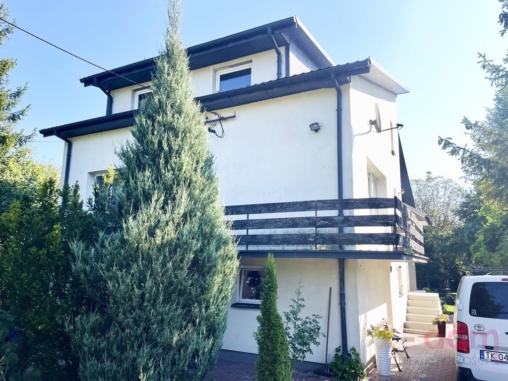 Przestronny dom 221 m2 z kominkiem i pięknym ogrodem Niestachów  260m2 Foto 1