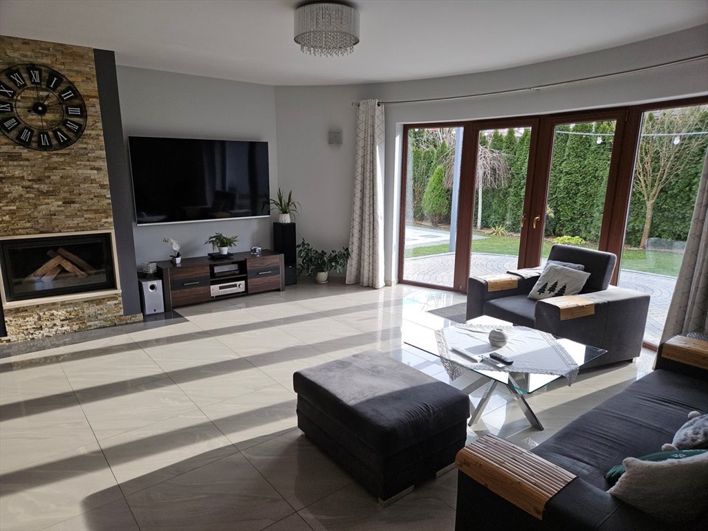 Dom na sprzedaż Świebodzice, Ciernie  240m2 Foto 1