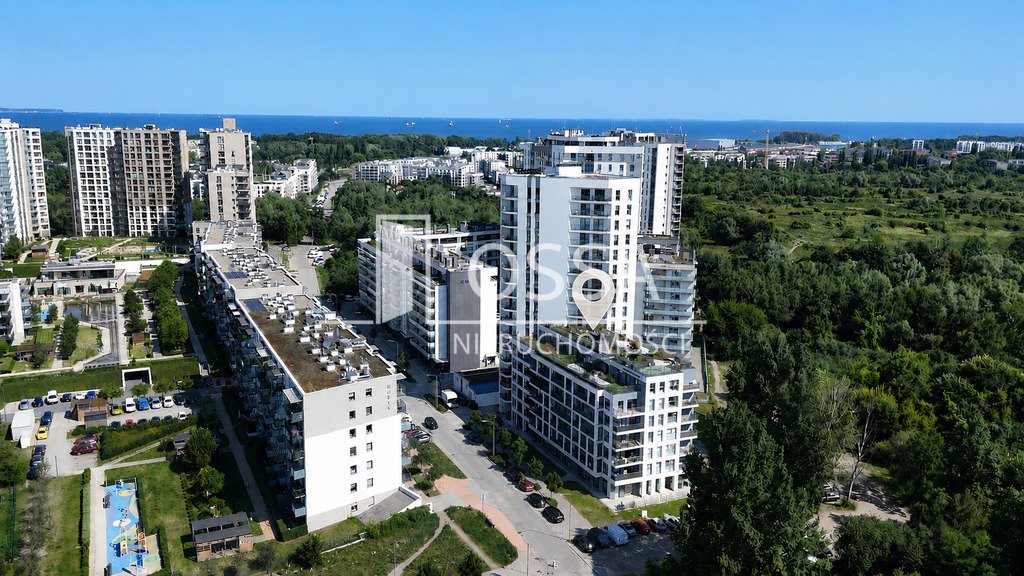 Lokal usługowy 141 m² z dużymi witrynami i możliwością aranżacji. Gdańsk, Letnica  141m2 Foto 1