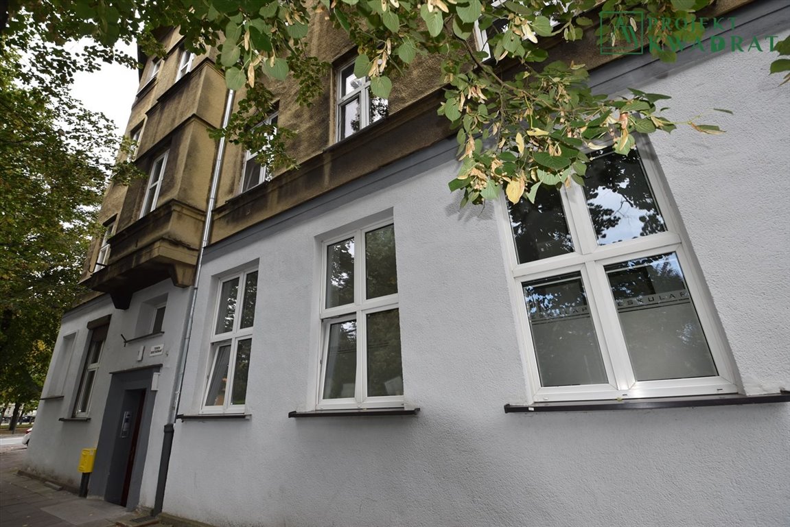 Lokal użytkowy na sprzedaż Gliwice, Centrum, Powstańców Warszawy  51m2 Foto 1